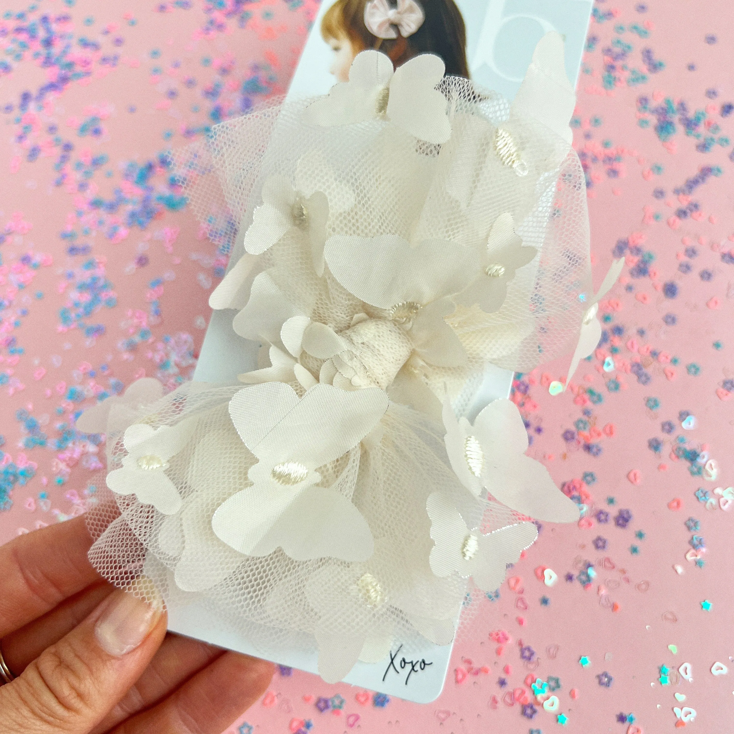 TULLE FAB CLIP: ivory butterfly