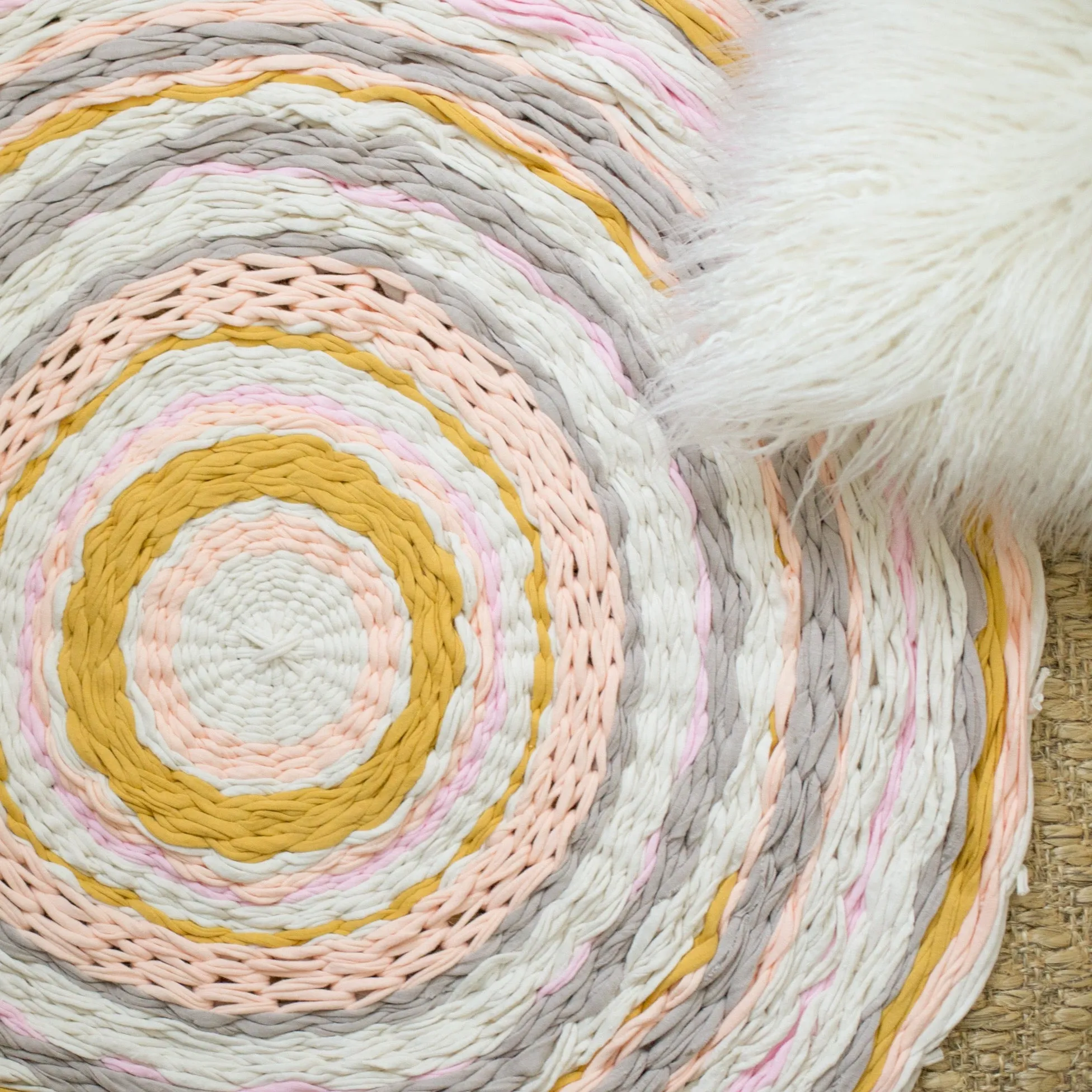 Woven Hula Hoop Rug Pattern